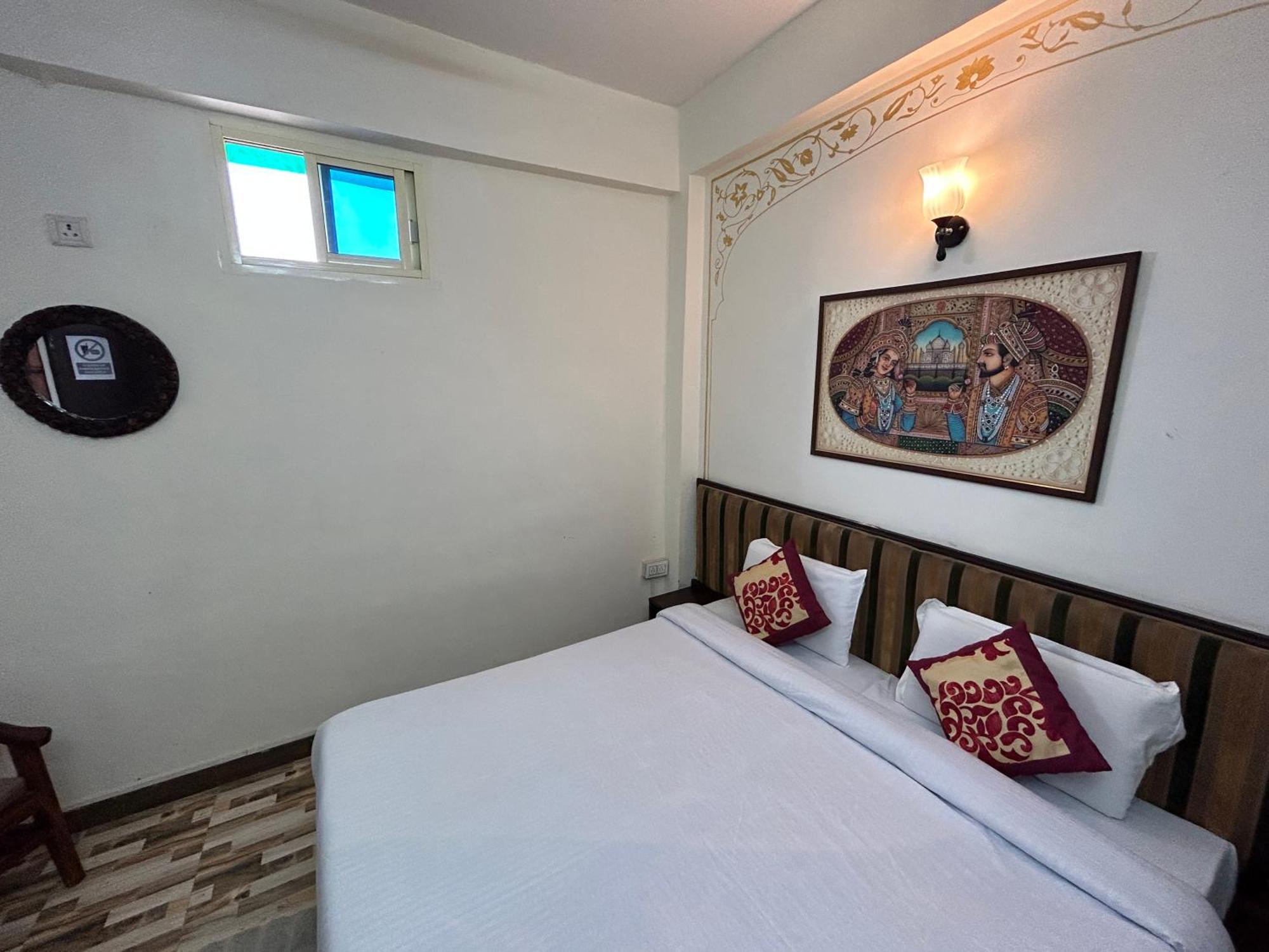 אגרה Max Guest House מראה חיצוני תמונה