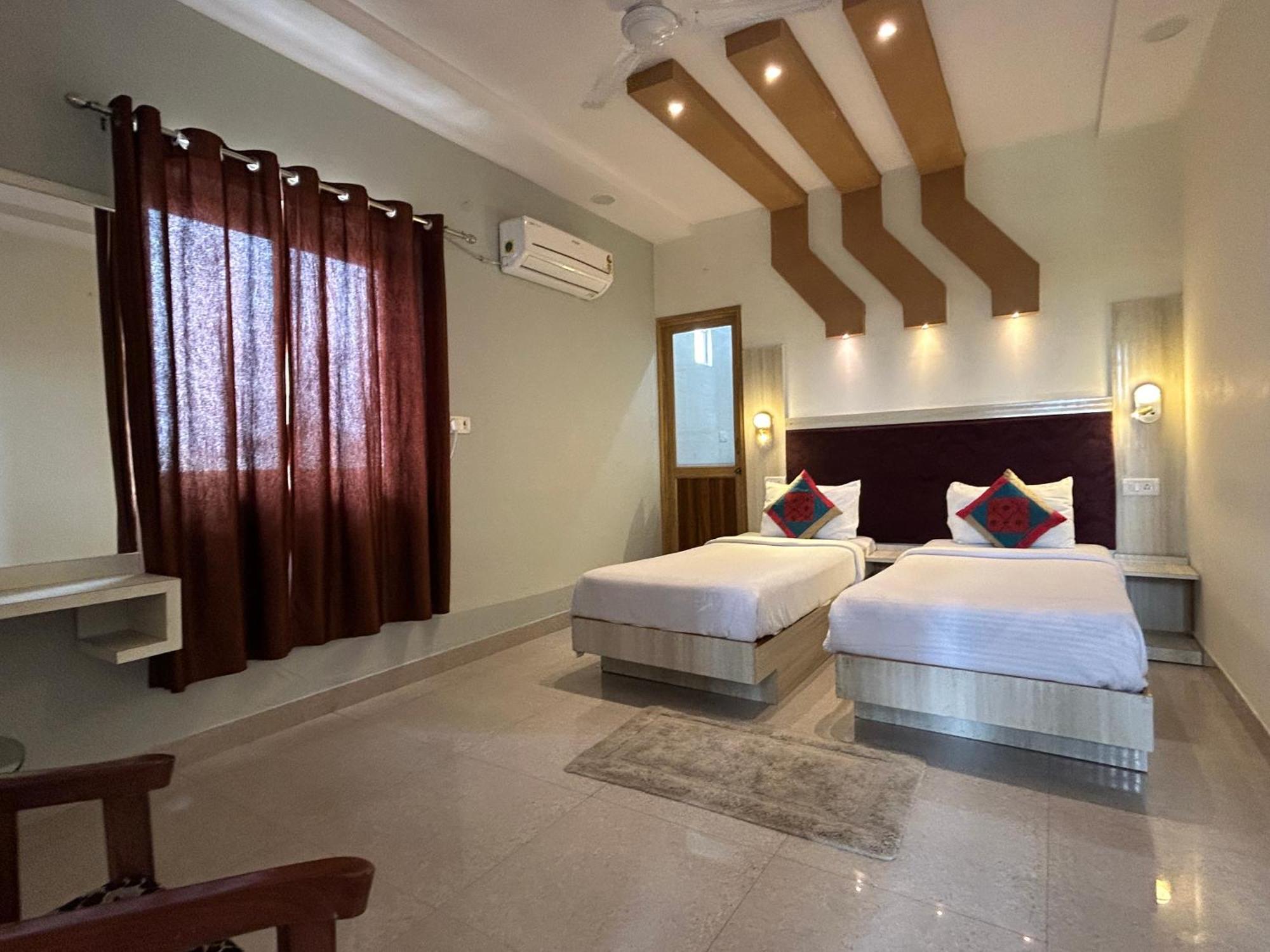 אגרה Max Guest House מראה חיצוני תמונה
